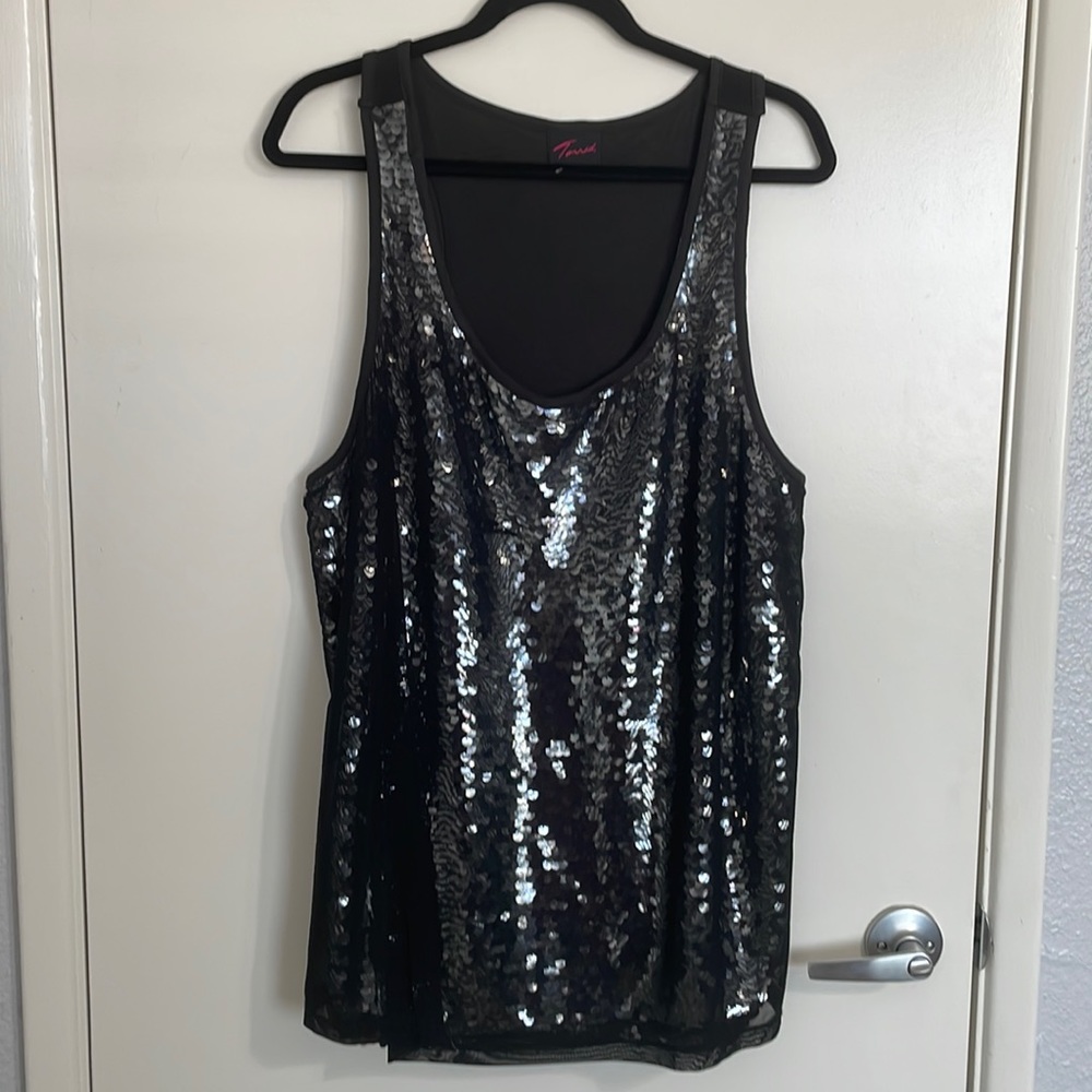 Sexy Sequin Tank Top With Mesh Overlay